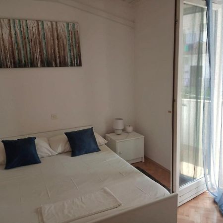 Apartman Biokovo Baška Voda Екстериор снимка